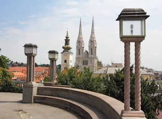 Visita por el parque zoológico de Terra Natura