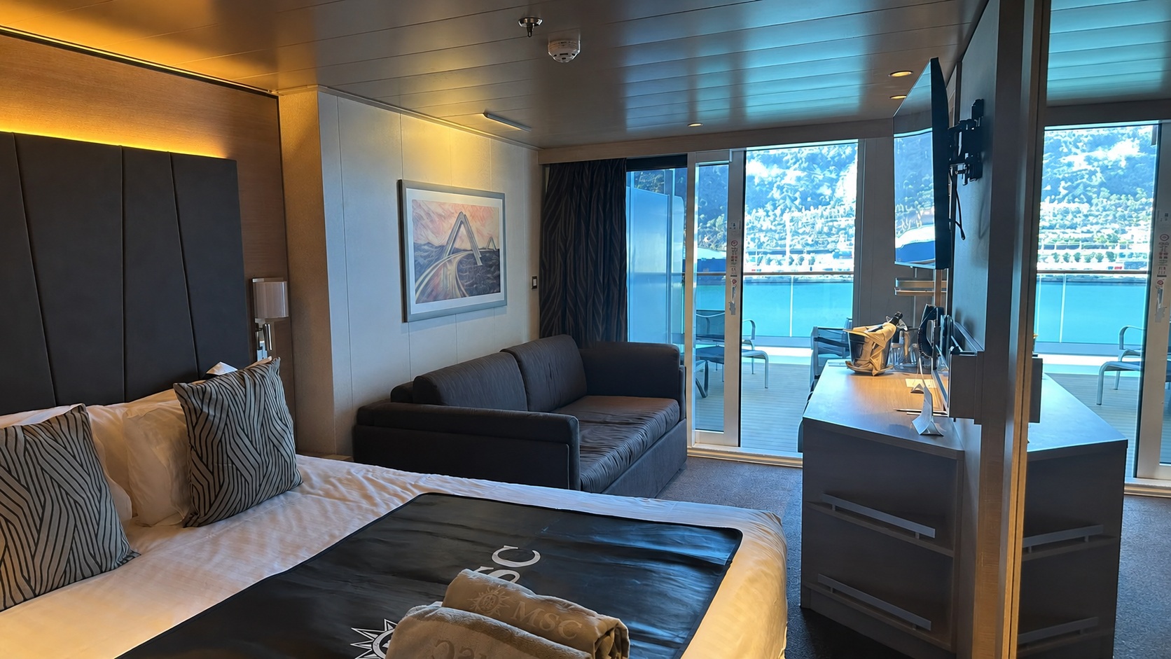World Promenade MSC World Europa