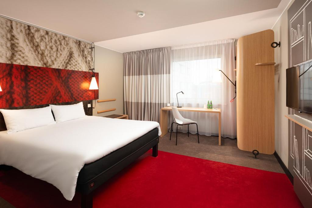 Ibis Poznan Centrum 3*