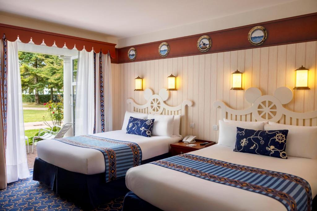 Disney Newport Bay Club
